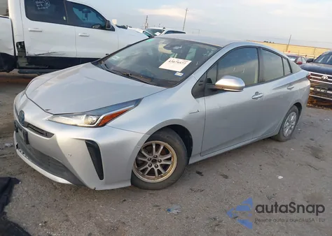2021 Toyota Prius Le из США, поврежденный, VIN JTDKAMFUXM3143243